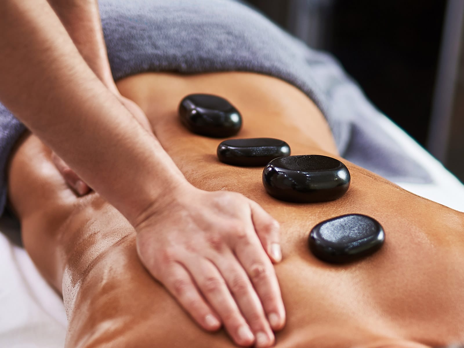 Hot & Cold Stone Therapy Practitioner Course